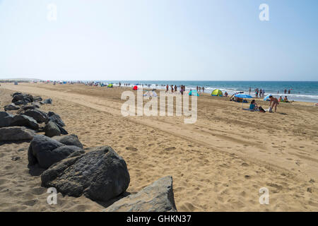 MASPALOMAS, GRAN CANARIA - Agosto 2, 2016: Spiaggia Maspalomas si trova nel sud di Gran Canaria, nel cuore di uno dei Foto Stock