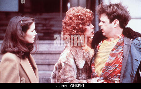 Aufgrund einer üblen Wette von zwei kauzigen Finanzmagnaten verliert der erfolgreiche Jungmanager Louis Winthorpe III über Nacht Job, Haus und VerMögen. Im Gegenzug wird Der kleine schwarze Gauner Billy Ray in die Chefetage geholt... Szene mit Jamie Lee Curtis (Ofelia), dan AKROYD (Louis Winthorpe III) Regie: John Landis aka. Trading Places Foto Stock
