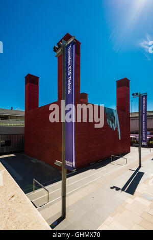 Il Royal National Theatre, South Bank di Londra, Regno Unito Foto Stock