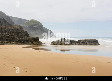 Tregurrian, una favolosa spiaggia sulla costa nord della Cornovaglia in Inghilterra, Regno Unito Foto Stock