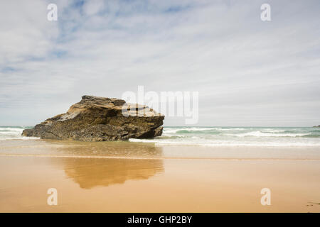 Tregurrian, una favolosa spiaggia sulla costa nord della Cornovaglia in Inghilterra, Regno Unito Foto Stock