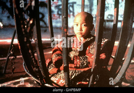 Auf der Suche nach dem goldenen tipo - Das "Goldene tipo" ( J.L. Reare), das mit seinen Kräften die Welt vor dem Untergang retten kann, ist entführt worden. Regie: Michael Ritchie aka. Il Golden Child Foto Stock