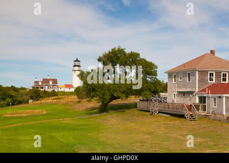 TRURO, Massachusetts, STATI UNITI D'AMERICA: Highland Light vicino al campo da golf,precedentemente conosciuto come Cape Cod luce) è attivo un faro sulla Foto Stock