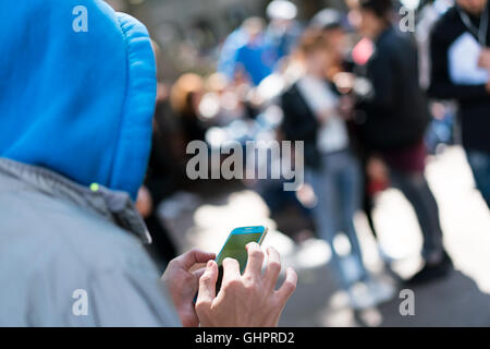 Un Pokémon Vai a Düsseldorf (Königsallee) Foto Stock