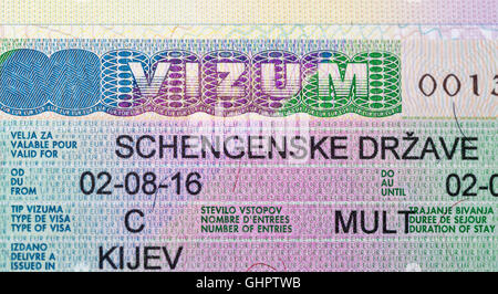 Visti Schengen rilasciati a Kiev in Ambasciata slovena closeup Foto Stock