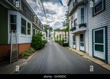 Case e strade strette in a Provincetown, Cape Cod, Massachusetts. Foto Stock