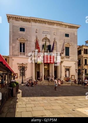 Teatro La Fenice, opera house a Venezia, Italia. Foto Stock