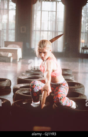 Buffy, der Vampirkiller Buffy (Kristy Swanson) Regie: Fran Rubel Kuzui aka. Buffy the Vampire Slayer Foto Stock