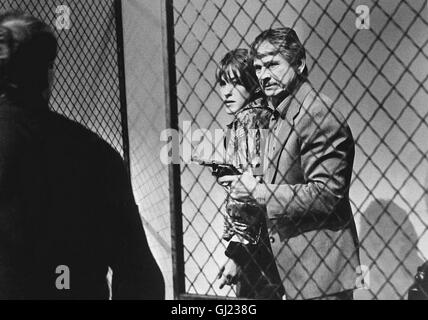 Murphy"s Gesetz (Murphy"s Legge) USA 1986 Regie: J. L. Thompson Szene: KATHLEEN WILHOITE u. CHARLES BRONSON Foto Stock