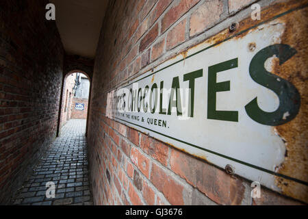 Vicolo dietro il Giubileo pasticceri presso la Beamish Open Air Museum vicino a Stanley nella Contea di Durham Regno Unito Inghilterra Foto Stock