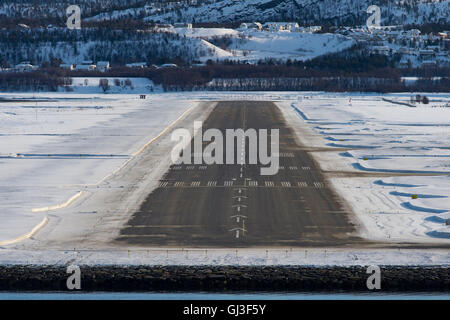 Vista generale della pista ad alta aeroporto in Norvegia. Foto Stock
