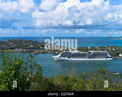 Dh Castries ST LUCIA CARAIBI Lookout visualizza Celebrity X crociera Eclipse in porto dei Caraibi Foto Stock