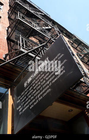 Il Lower East Side Tenement Museum, 97 Orchard Street, NYC Foto Stock