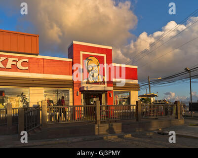 dh Scarborough TOBAGO CARIBBEAN KFC logo costruzione ristorante cibo Foto Stock