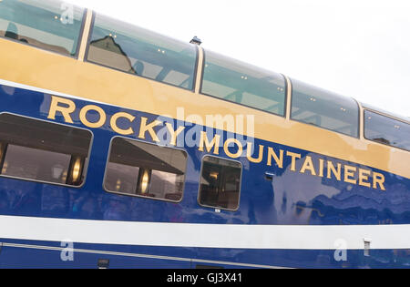 Un osservazione auto o trasporto il rocky mountaineer Treno Canada Foto Stock