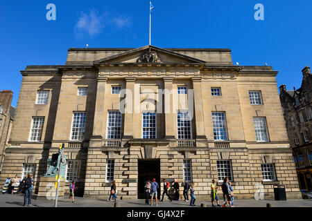 Alta Corte di Justiciary su Lawnmarket, Royal Mile di Edimburgo, Scozia Foto Stock