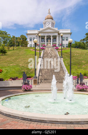 Jackson County Courthouse sorge alla fine della strada principale di Sylva, North Carolina, STATI UNITI D'AMERICA Foto Stock