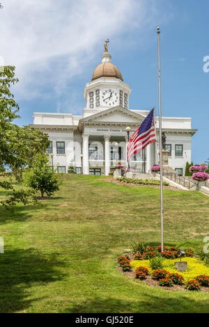 Jackson County Courthouse sorge alla fine della strada principale di Sylva, North Carolina, STATI UNITI D'AMERICA Foto Stock