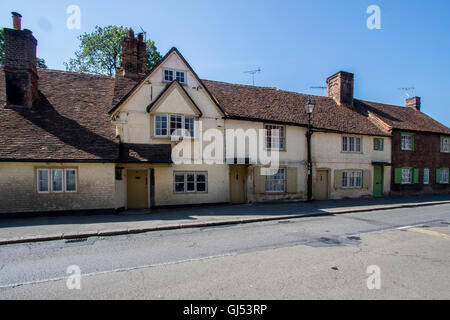 A Wycombe Ovest in Inghilterra è un piccolo e pittoresco villaggio storico che attira molti turisti e si trova a 3 miglia da High Wycombe Foto Stock