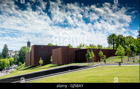 Pierre Soulages Museum . Artista francese pittore. Architetto RCR. Rodez. Aveyron. Francia Foto Stock