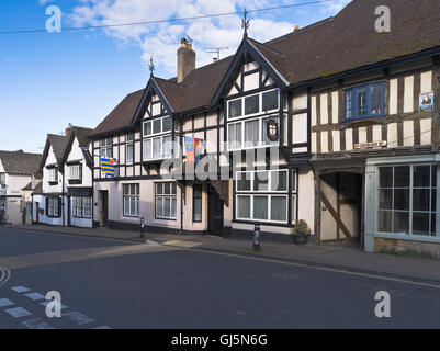 dh The George Hotel WINCHCOMBE GLOUCESTERSHIRE tradizionale hotel ristorante città main street village cotswolds inghilterra exterior uk Foto Stock