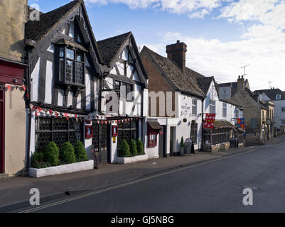 Dh Wesley house WINCHCOMBE GLOUCESTERSHIRE Ristorante casa pubblica comune strada principale esterno cotswolds village Inghilterra Foto Stock