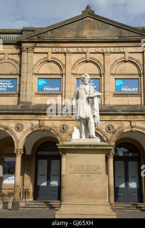 William Etty statua al di fuori di York Art Museum, England, Regno Unito Foto Stock