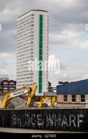 Alloggiamento in rigenerazione Deptford, South East London SE8, UK. Foto Stock