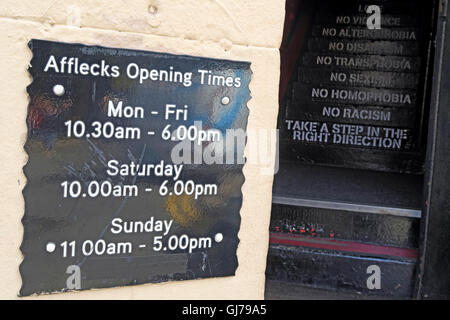 Afflecks Palace Manchester orari di apertura & passi Foto Stock