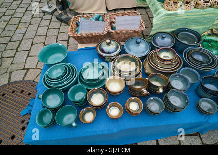 GERA, Germania - maggio, 29, 2016: Ceramiche e mercato pots Foto Stock