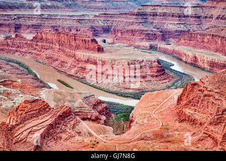 Il fiume Colorado in Dead Horse Point State Park, Utah, Stati Uniti d'America Foto Stock