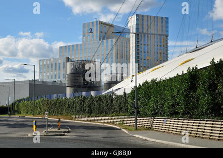 Il nuovo Intercontinental Hotel all'O2 Arena, Londra UK, dal sud Foto Stock