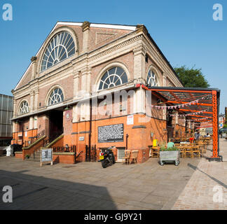 Altrincham mercato Trafford Hall Greater Manchester Inghilterra England Foto Stock