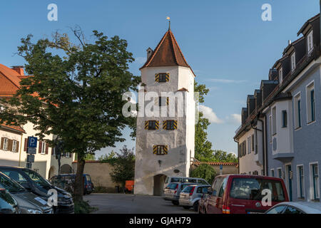 La polizia torre di avvistamento Torre di porta nel centro storico della città vecchia di Schongau, Upper-Bavaria, Baviera, Germania, Europa Foto Stock