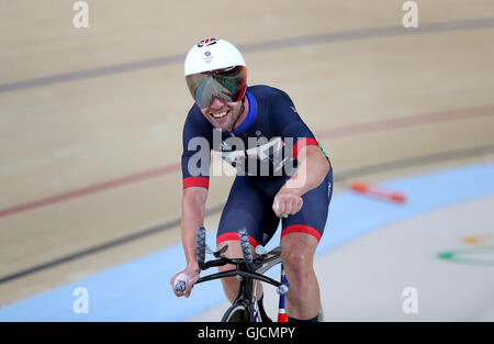 Mark Cavendish, Gran Bretagna, compete nella Pursuit individuale Omnium maschile nel Velodromo Olimpico di Rio il nono giorno dei Giochi Olimpici di Rio, Brasile. Data immagine: Domenica 14 agosto 2016. Il credito fotografico dovrebbe essere: David Davies/PA Wire. Foto Stock