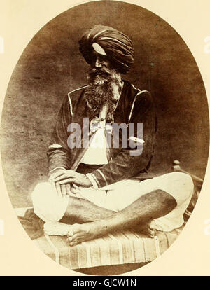 Il popolo dell India - una serie di illustrazioni fotografiche, con stampa in rilievo descrittivo, delle gare e le tribù di Hindustan (1868) Foto Stock