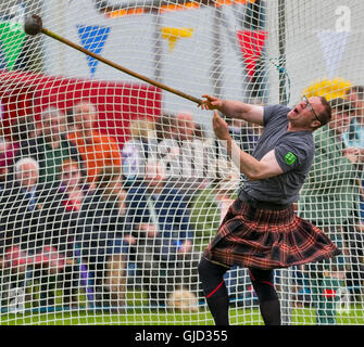 Ballater, Aberdeenshire,Scozia,UK. 11 agosto 2016. Questa è una scena da attività in seno a Ballater Highland Games. Foto Stock
