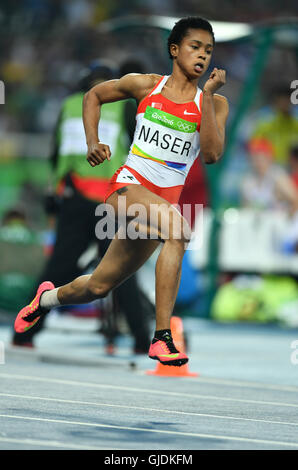 Rio de Janeiro, Brasile. 14 Ago, 2016. Salwa Eid Naser del Bahrain compete durante le donne 400m semi finali dell'Atletica, la via e il campo eventi durante il Rio 2016 Giochi Olimpici allo Stadio Olimpico di Rio de Janeiro, Brasile, 14 agosto 2016. Foto: Lukas Schulze/dpa/Alamy Live News Foto Stock