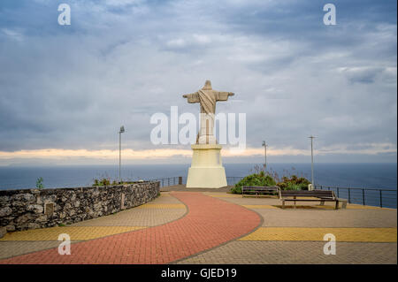 Cristo Rei statua nel Ponto Garajau, isola di Madeira. Foto Stock