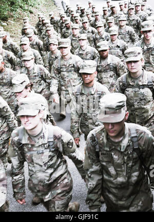 Formazione cadetta a Camp Buckner, Stati Uniti Accademia Militare di West Point, NY, STATI UNITI D'AMERICA Foto Stock