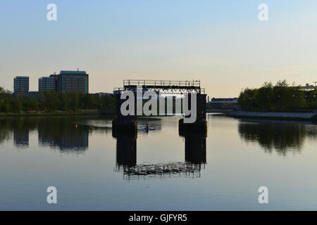 Vista sulla città di Belfast dal sentiero Lagan Foto Stock