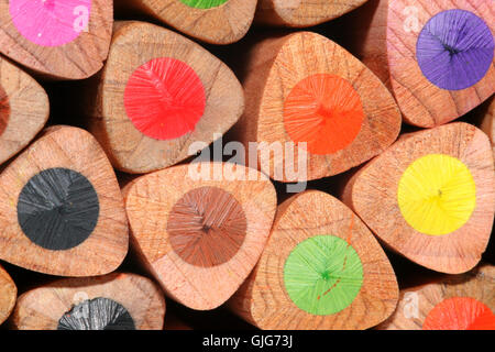 Matite colorate macro Foto Stock