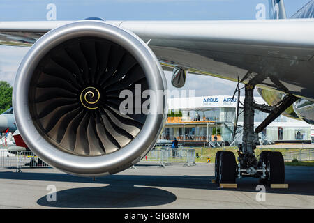 Motore Turbofan dei nuovi aerei Airbus A350-900 XWB. Foto Stock