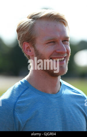 Gran Bretagna Jonnie Peacock durante una sessione multimediale alla Loughborough High Performance Center. Foto Stock