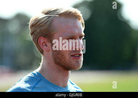 Gran Bretagna Jonnie Peacock durante una sessione multimediale alla Loughborough High Performance Center. Foto Stock