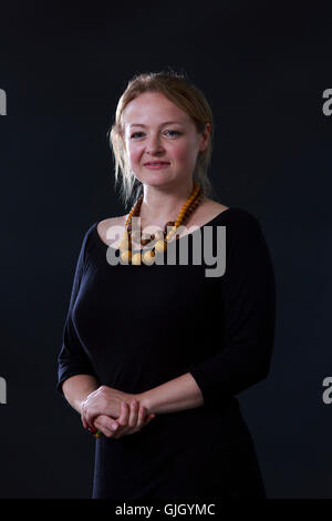 Edinburgh, Regno Unito. Il 16 agosto 2016. Edinburgh International Book Festival 4 giorno. Edinburgh International Book Festival avrà luogo a Charlotte Square Gardens. Edimburgo. Nella foto Lucia Ribchester. Pak@ Mera/Alamy Live News Foto Stock