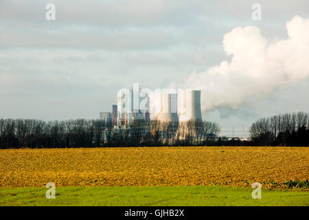 BRD, Deutschland, NRW, Rhein-Kreis Neuss, Grevenbroich, Neurath, RWE-Kraftwerk Neurath, rechts die Baustelle des neuen Kraftwerk Foto Stock