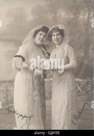 BASA 488K 1 156 4 Hristina Morfova, Lyudmila Prokopova, 1913 02 09 Foto Stock