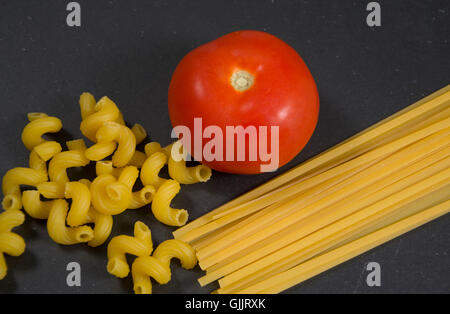 Tagliolini crudi Foto Stock