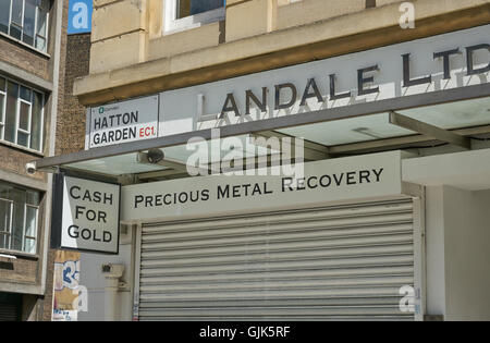 Hatton Garden di Londra, il recupero del metallo, oro shop Foto Stock